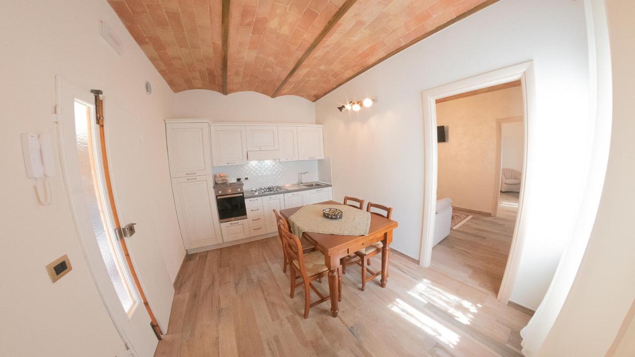 Gasthaus I Due Cipressi Torrenieri Exterior foto