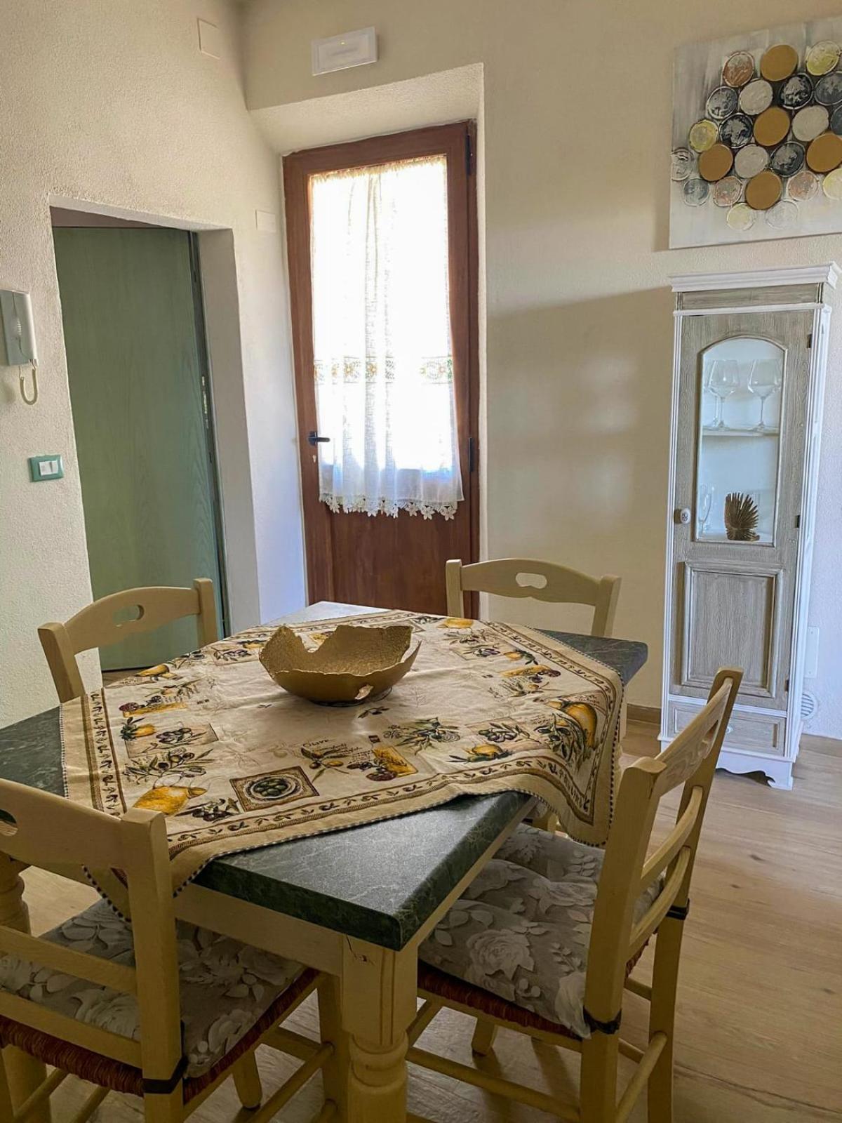 Gasthaus I Due Cipressi Torrenieri Exterior foto